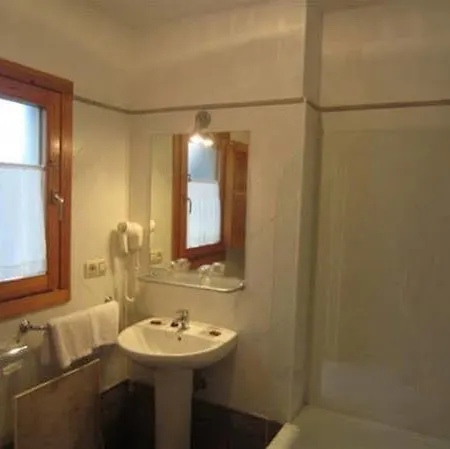 Hotel Cuevas Del Mar