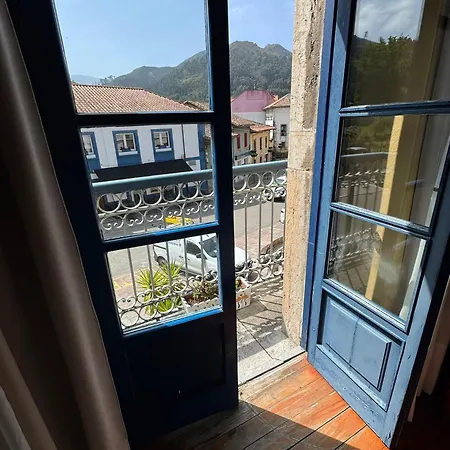 Hotel Cuevas Del Mar 2*