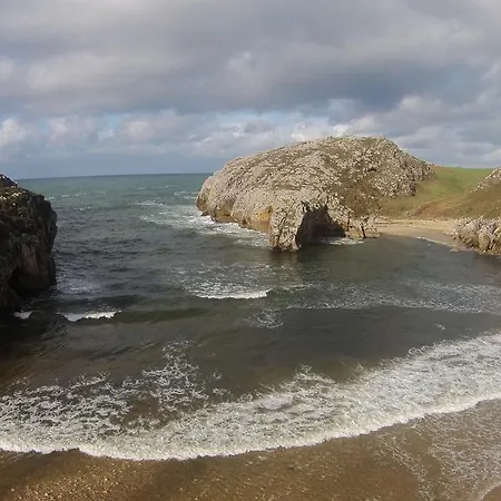 Cuevas Del Mar