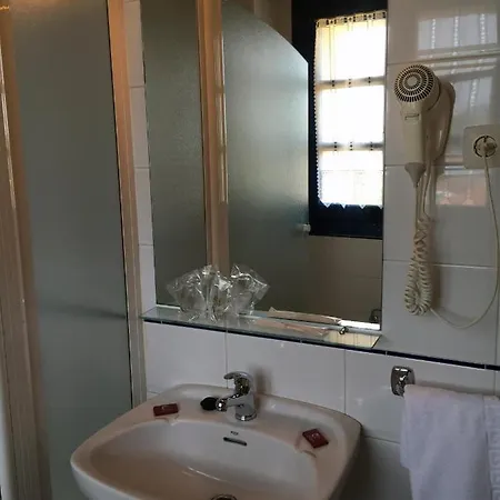 Cuevas Del Mar Otel 2*