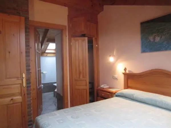 Hotel Cuevas Del Mar 2*