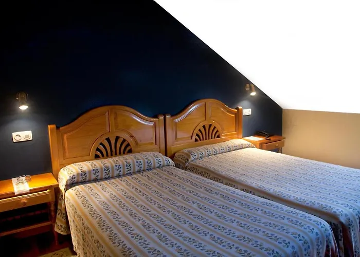 Cuevas Del Mar Nueva De Llanes